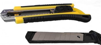 CUTTER REFORZADO +3 H  18MM. CRIS 42094
