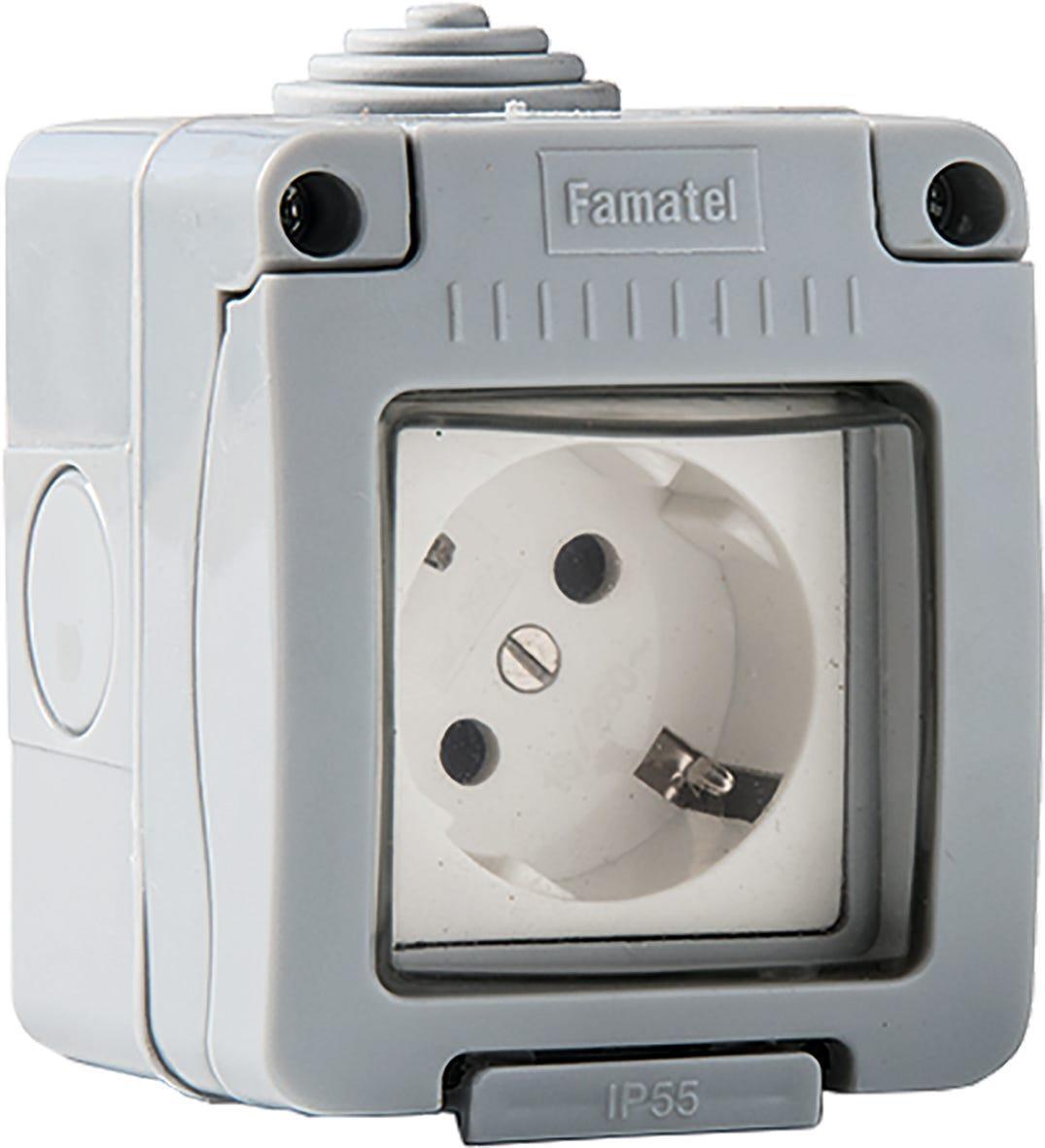 BASE ENCHUFE ESTANCO  TTL 16A 250V   FA 19068