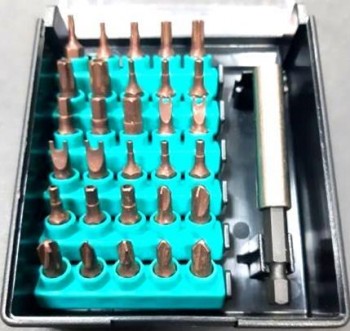 ESTUCHE 30 BITS DE SEGURIDAD  OXIDE  + 1 ADAP.(250060)